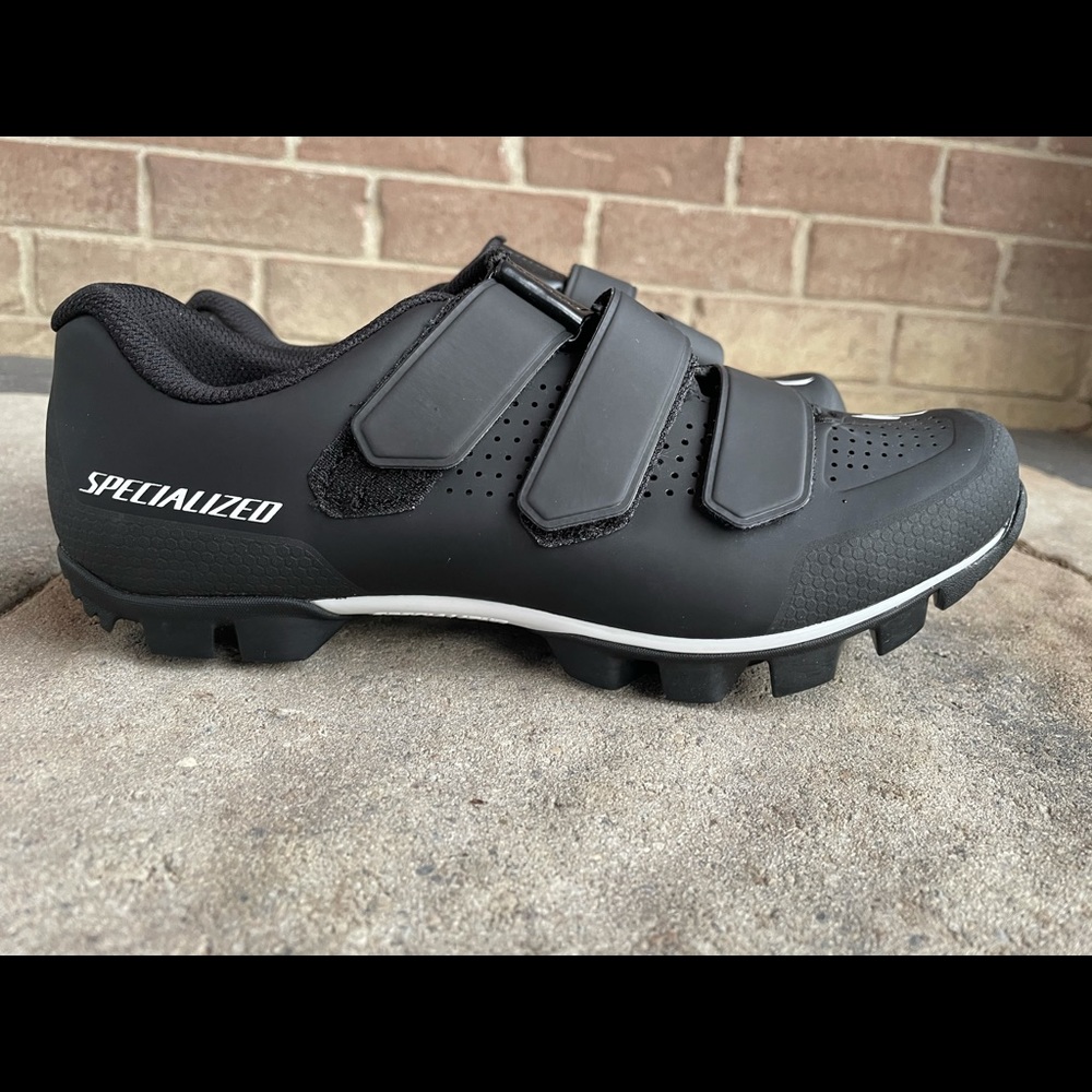 Specialized Women size 9 Like New  spin shoes.